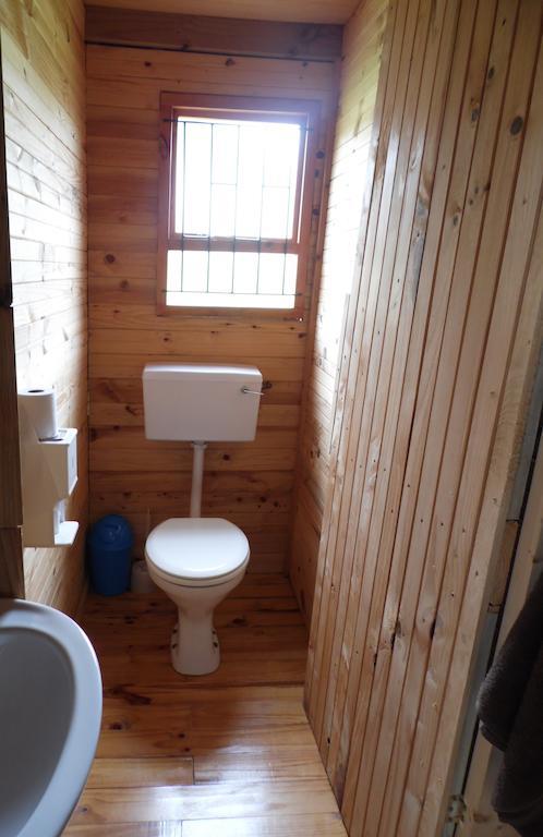 The Hexagon Wildlife Conservation Hotell Uitenhage Rum bild