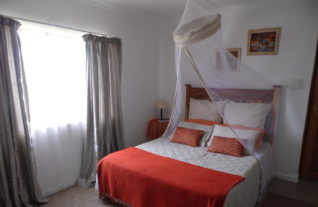 The Hexagon Wildlife Conservation Hotell Uitenhage Rum bild