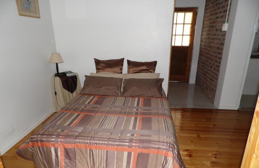 The Hexagon Wildlife Conservation Hotell Uitenhage Rum bild