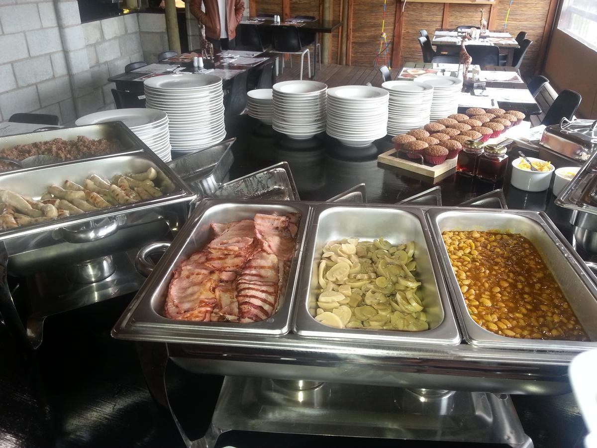 The Hexagon Wildlife Conservation Hotell Uitenhage Exteriör bild